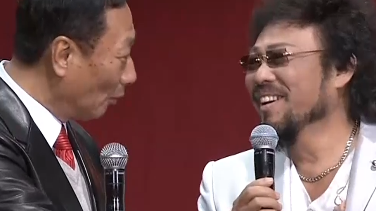 郭董請得動!張菲6度主持鴻海尾牙 五月天唯一獻唱
