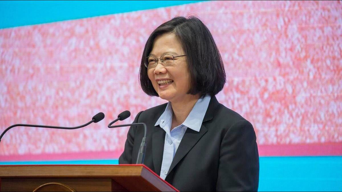「薪資成長、失業率降」蔡英文誇:台灣經濟是20年來最好狀態