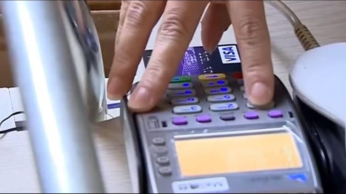 附卡刷多沒通知? 教授兒遭詐騙逾500萬輕生