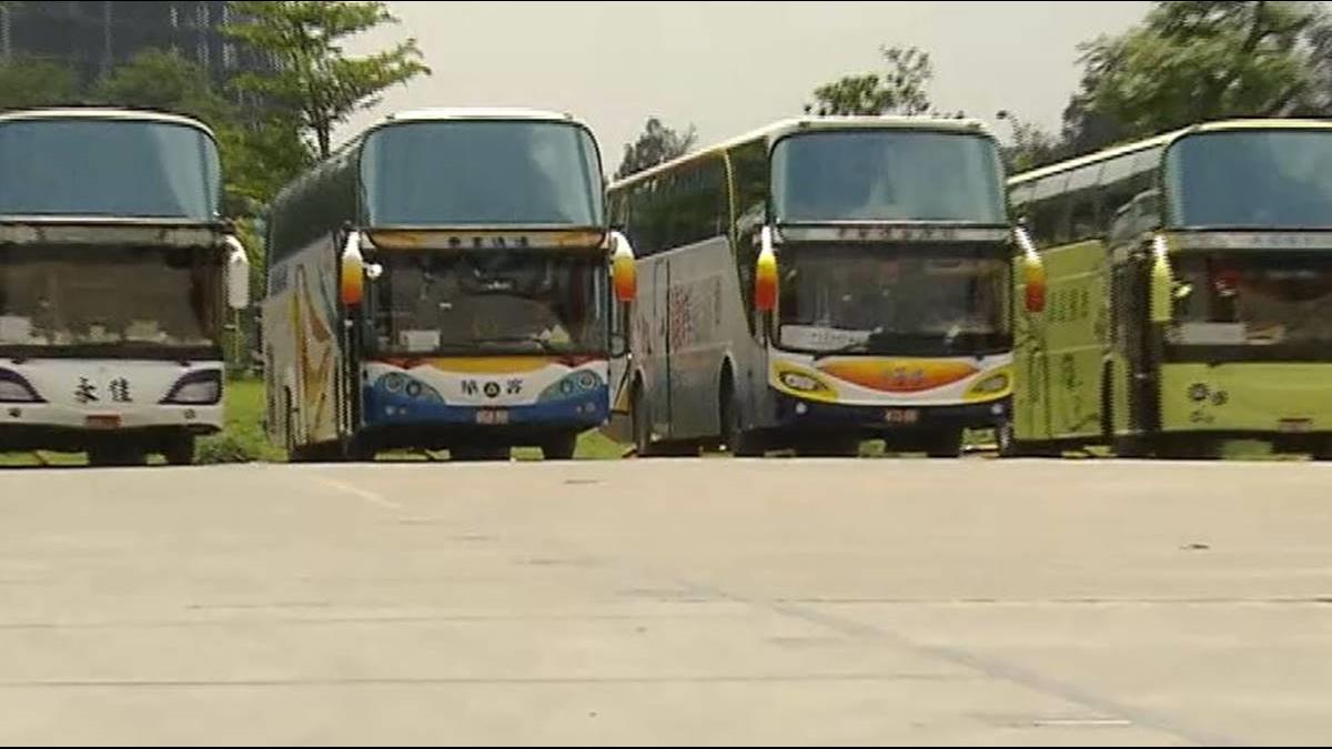 又來?陸限縮陸客減70萬人 司機憂:還要繳30萬車貸