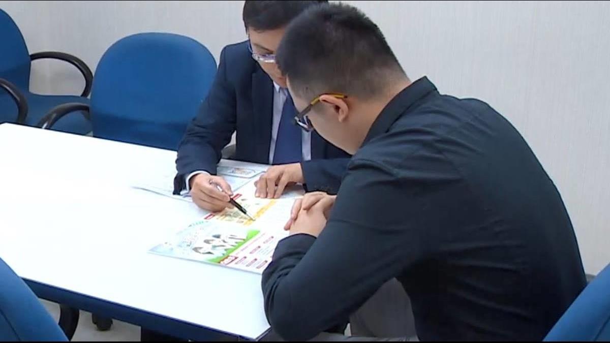買20年儲蓄險賺3萬7值得嗎?網曝殘酷現實勸母湯