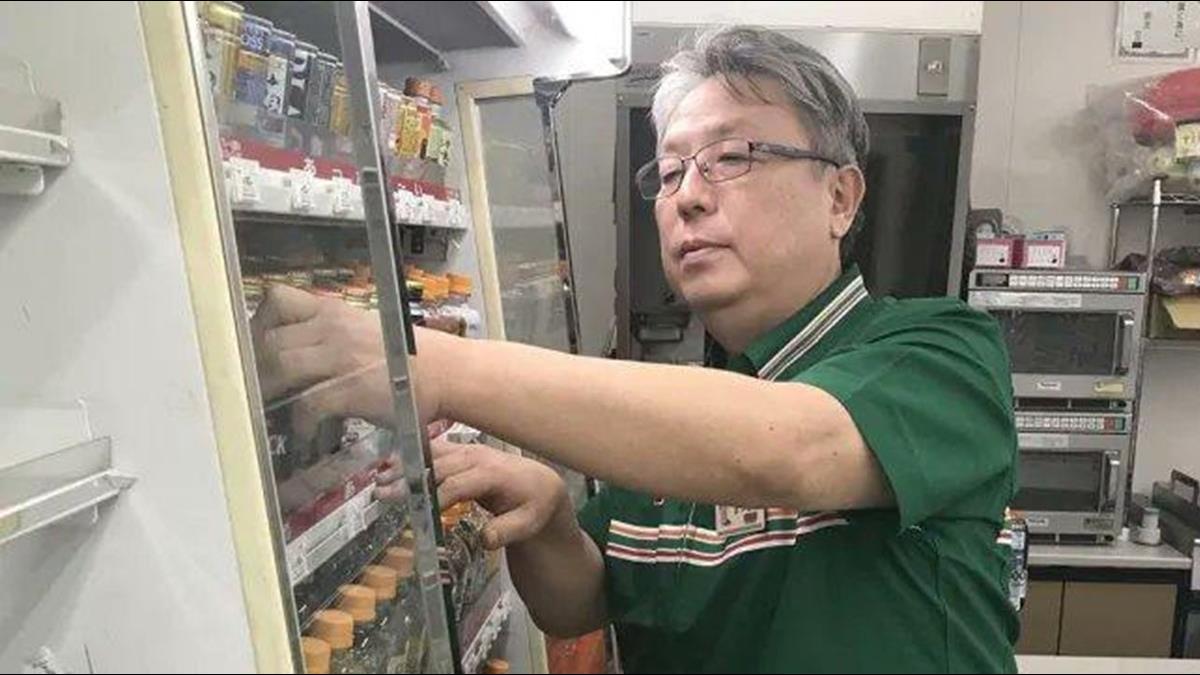 日本小七人力不足縮短營業時間 遭總公司勒令停業