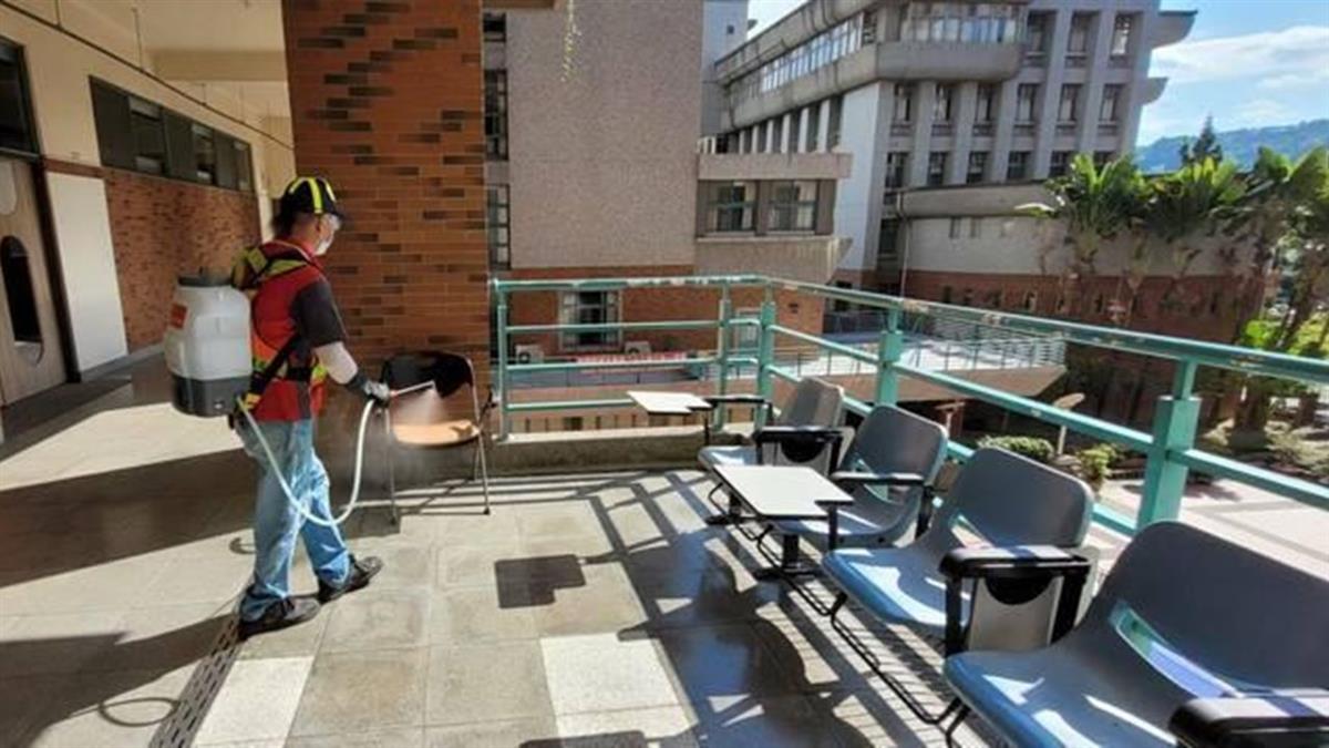 朝陽夜唱團「793人快篩19陽」 隔壁包廂也確診