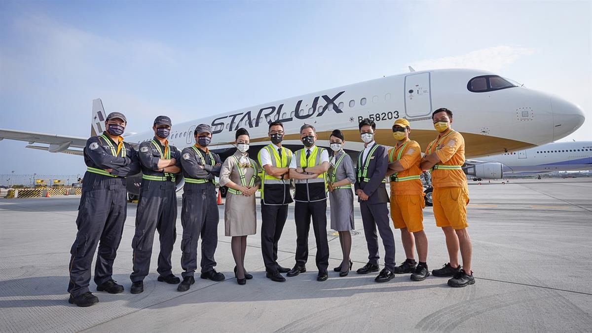 張國煒再跨界！星宇時尚口罩 4色制服款3通路開賣