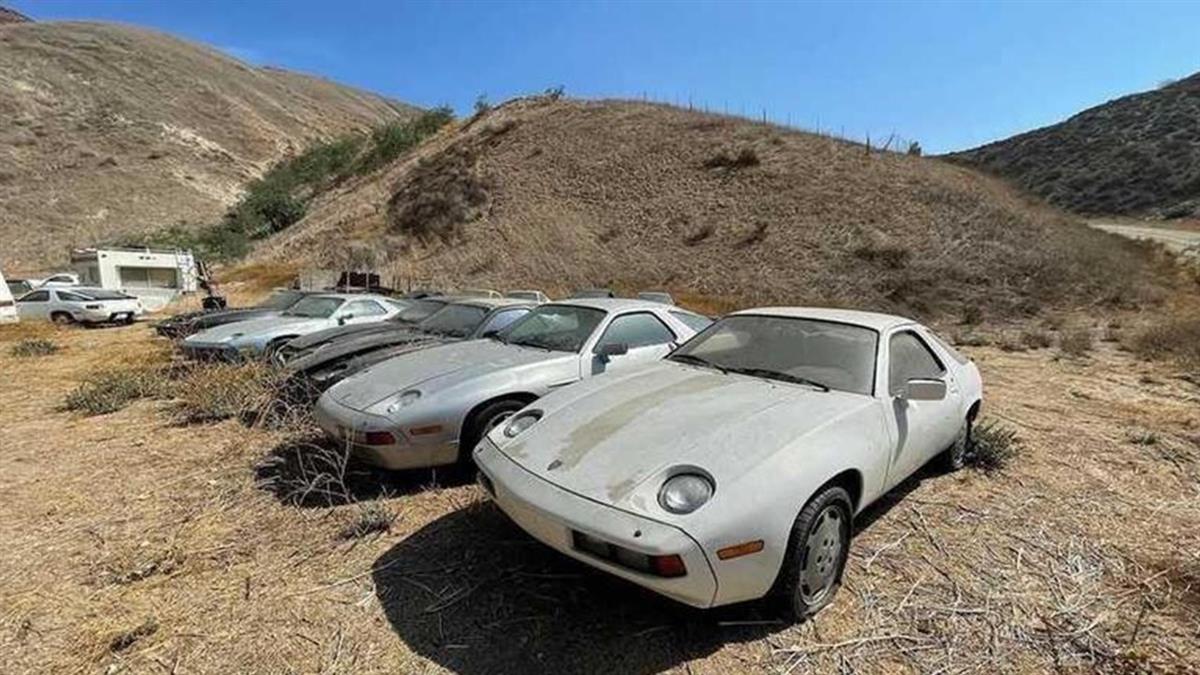神秘保時捷墳場！荒涼山谷驚見「經典928」被遺棄