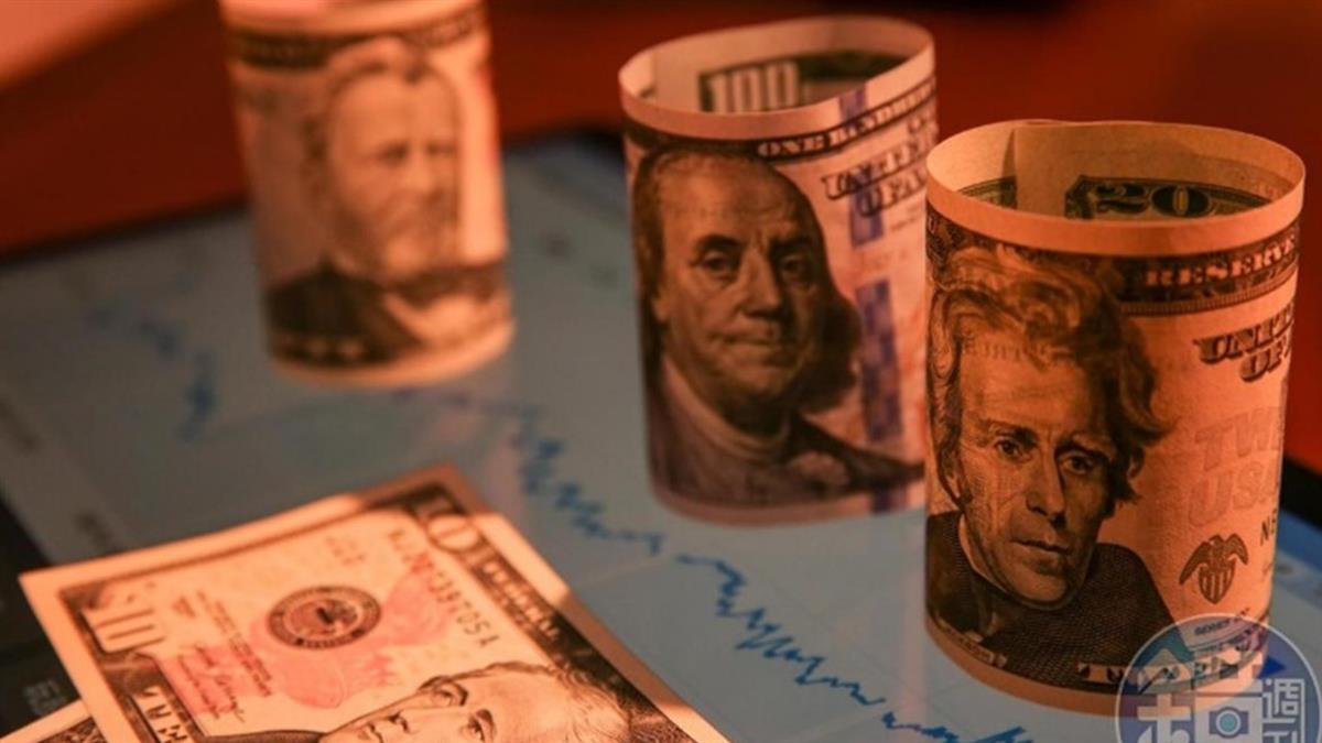 「美元保單」宣告利率不到3%該解約？專家籲先做3件事