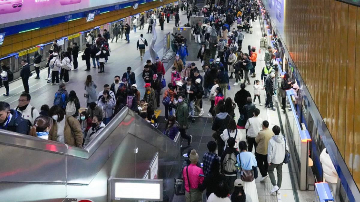 通勤2小時崩潰不幹了 他喊「選離家近的」網搖頭：月薪3萬照樣離