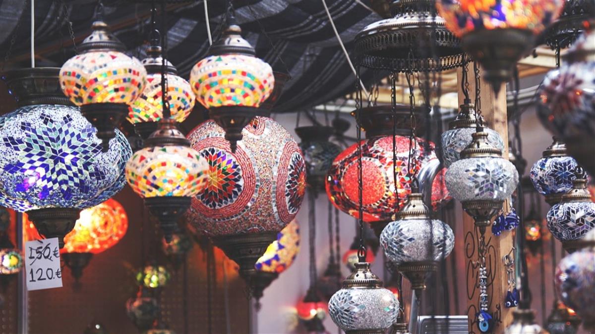 掰了9天年假？明年初四就開工 網喊：無法接受