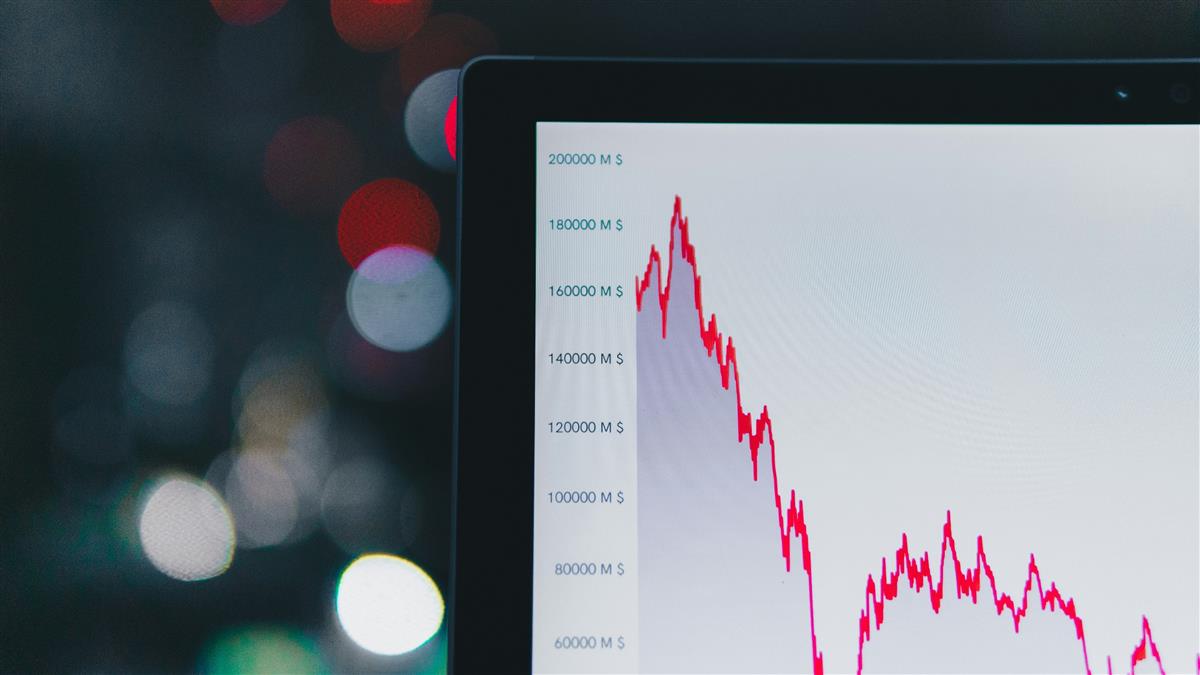 坐穩了！台指期開盤點跌千點 台積電期貨跌7％