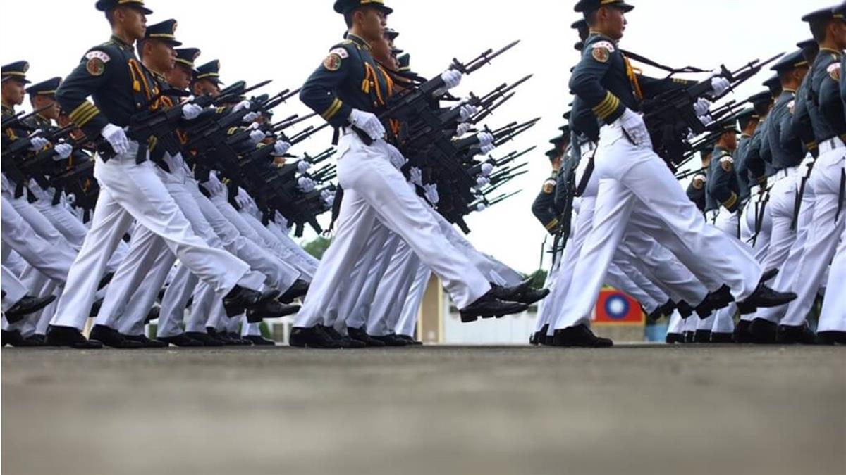 台海緊張掀退伍潮？ 國防部駁「今年還大幅下降」：留營率不減反增