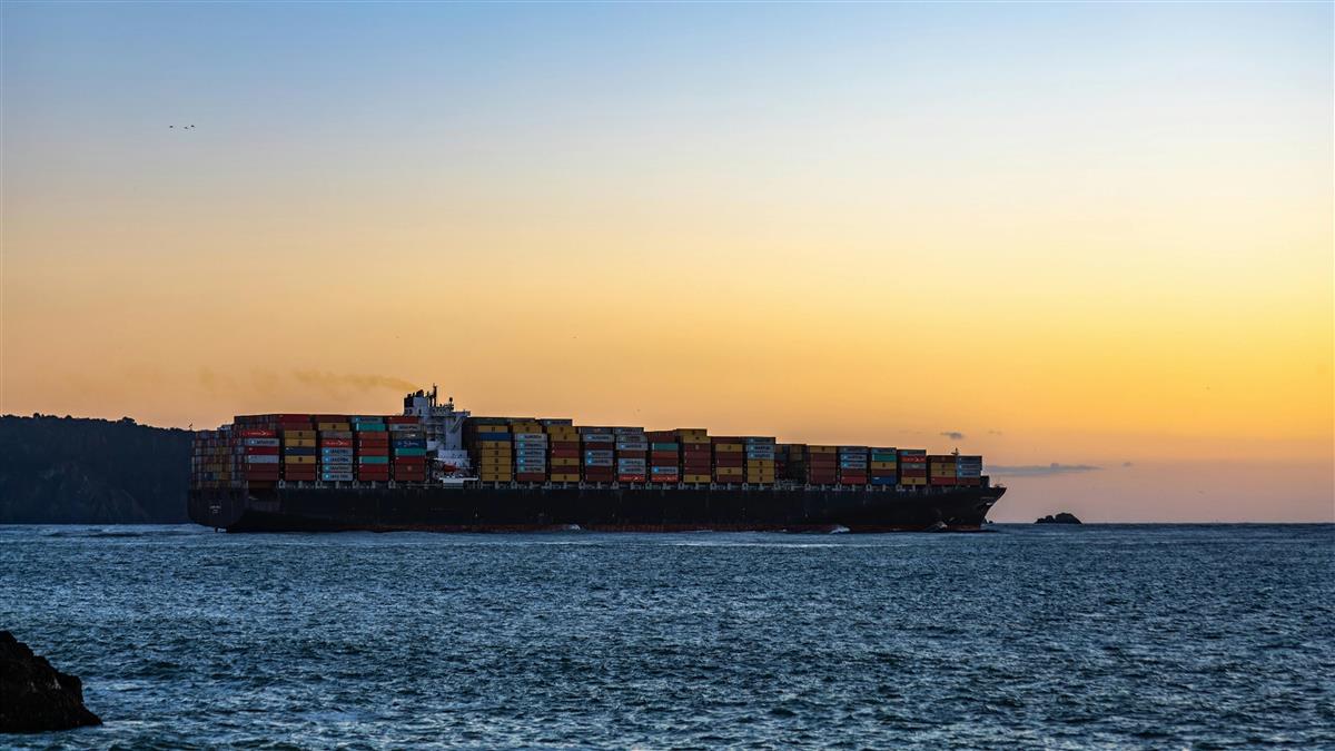 打擊中方海運主宰地位！ 美公布「中國船舶港口費」方案