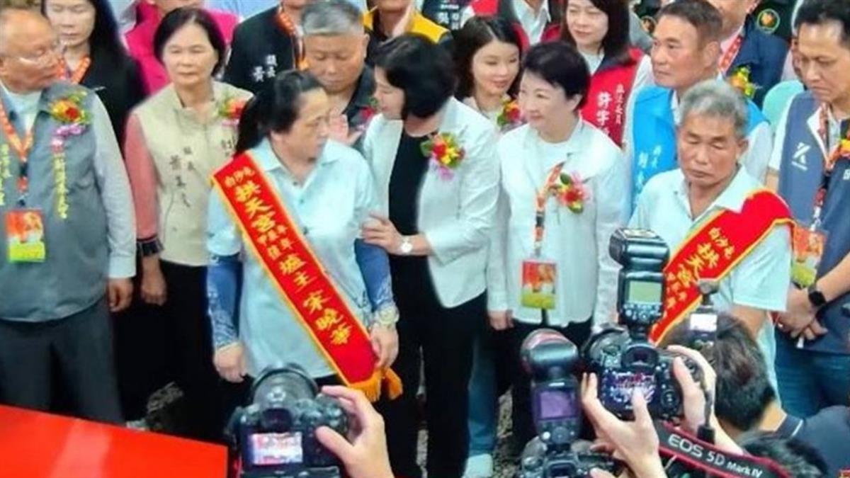 參加白沙屯媽祖登轎！ 張麗善「移開爐主」挨轟 緊急道歉了
