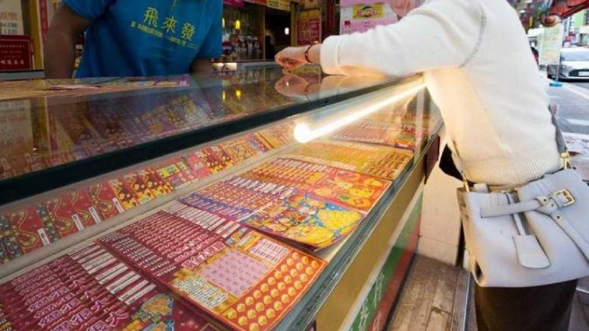 刮中10萬只拿到1千？ 他怒嗆「黑店A錢」 噴漆撒冥紙下場慘了