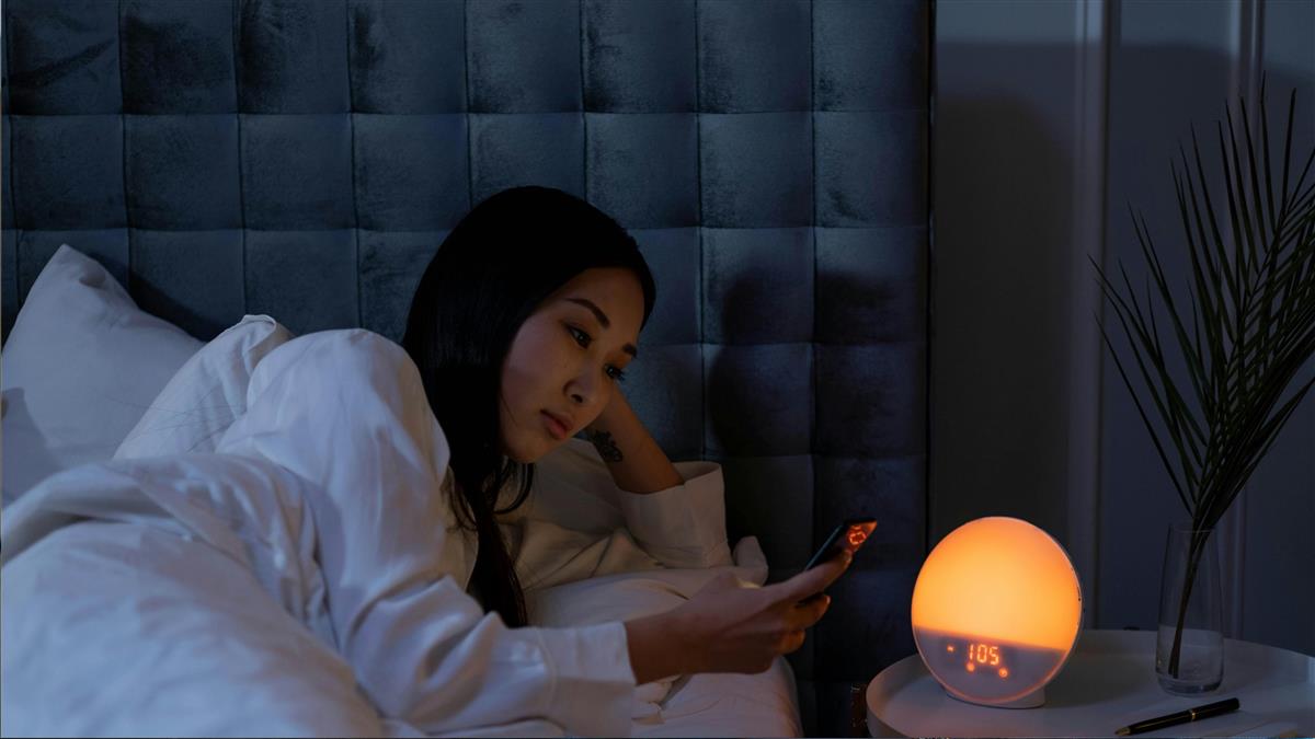 休息時間回工作訊息！ 他離職討不到加班費 法院判賠39萬