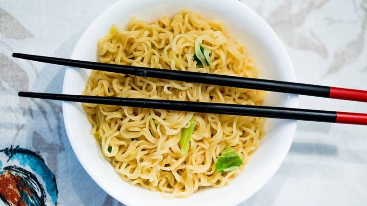 內行曝統一肉燥麵「隱藏版吃法」！ 官方認證：有夠涮嘴