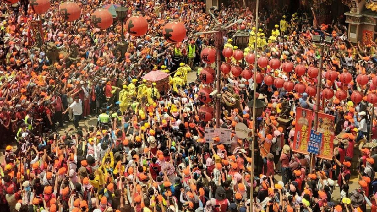 白沙屯媽祖隨心所欲 頭旗車怎知往哪開？ 內行笑：常被放生