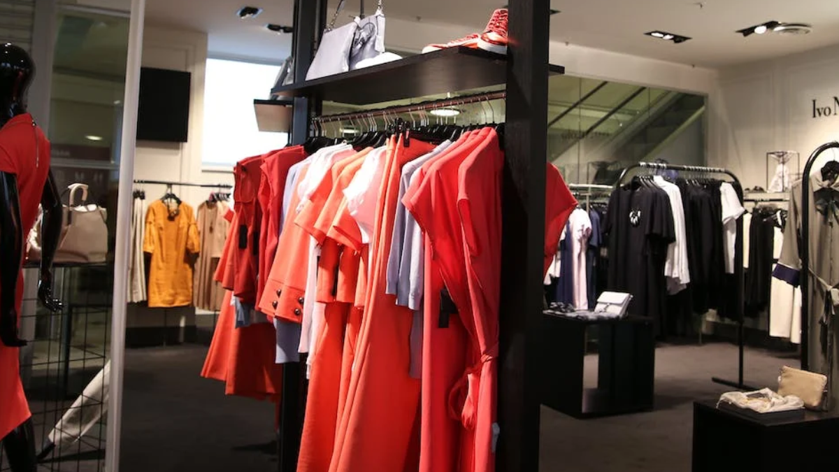 如果川普沒轉彎 他預言「這商模」將消失 美國將進入舊衣時代