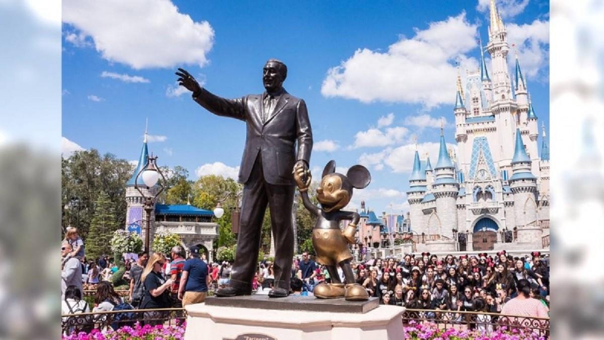 一家5口遊迪士尼「1天噴4萬」 過來人見清單笑：很便宜