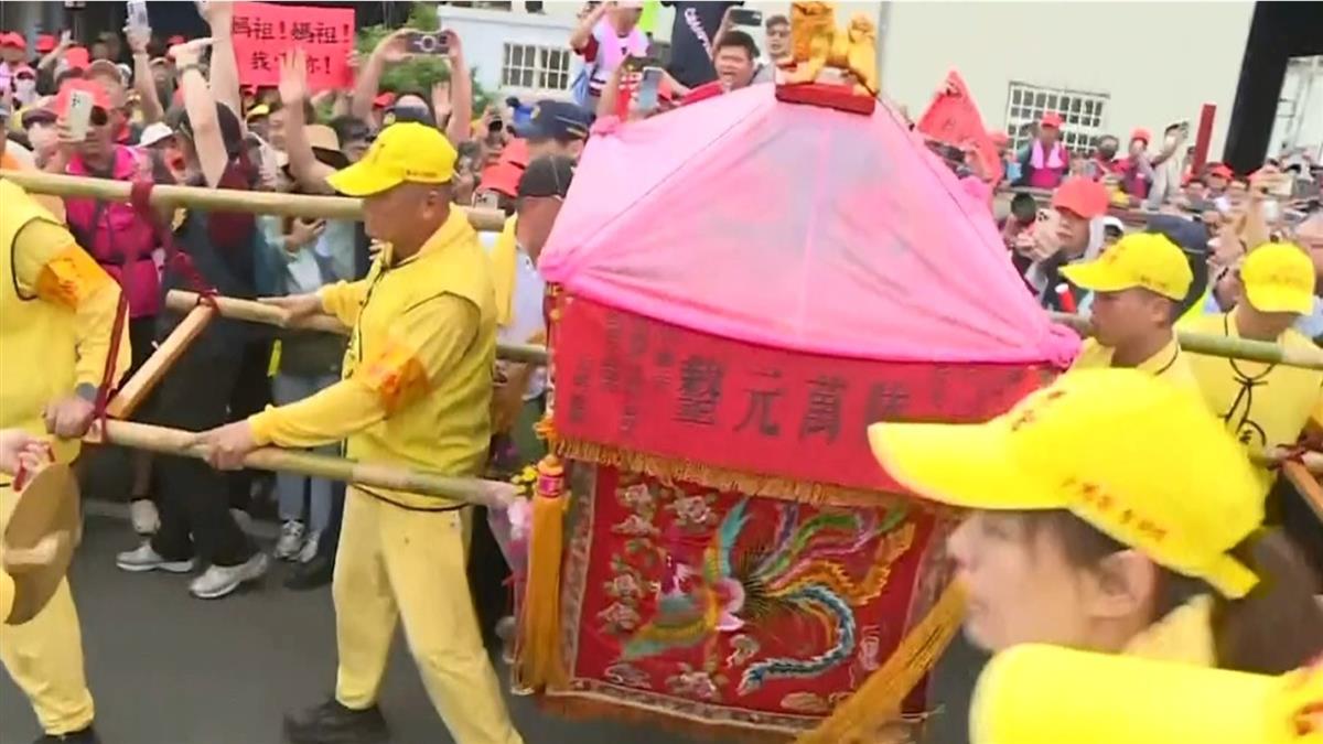 媽祖自駕粉紅超跑 會不會回不來？ 信徒解答了