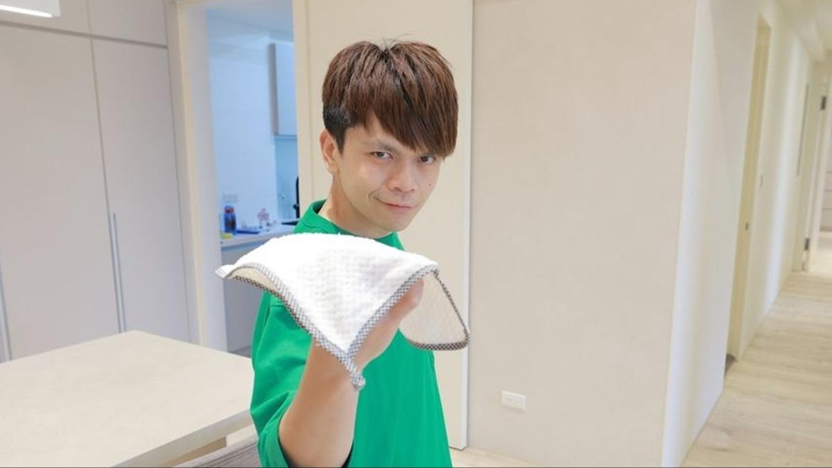 才抓包員工想跳槽！蔡阿嘎宣布工作室徵才 超香薪資福利曝光