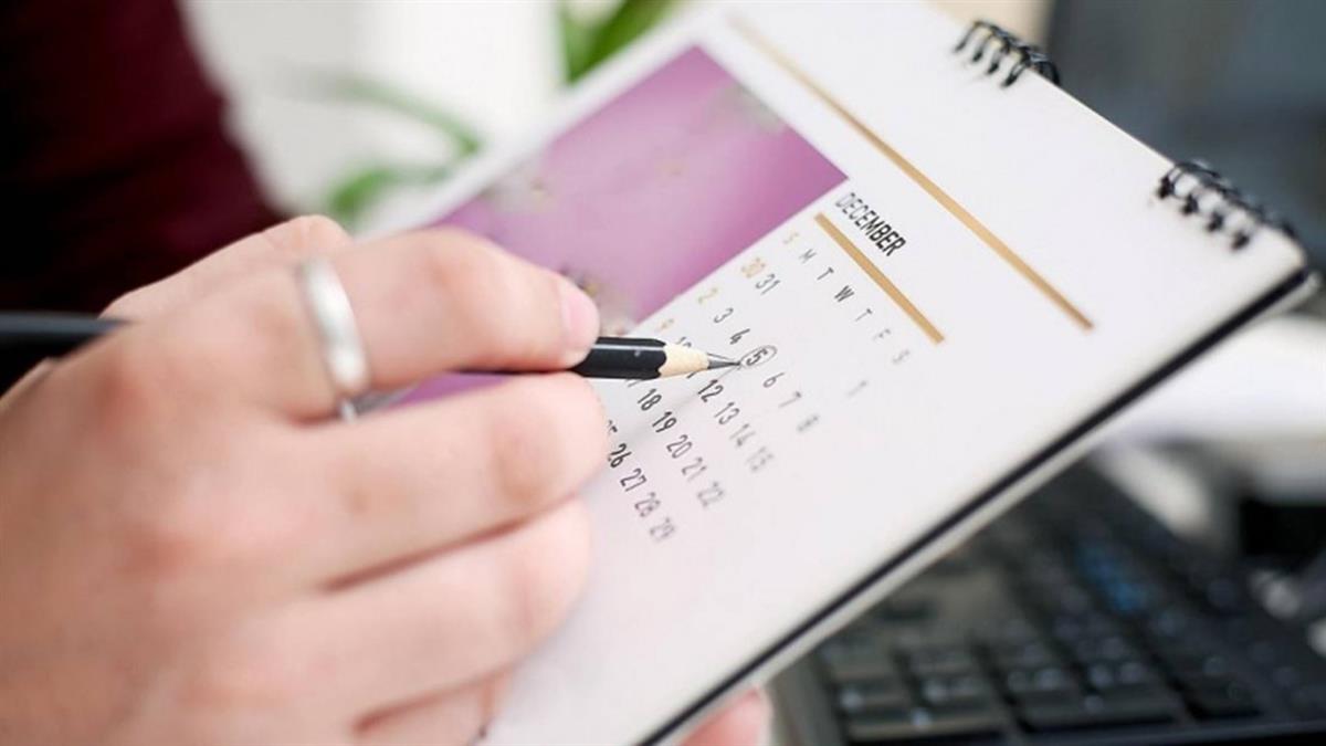 多放4+1天！ 家長看行事曆崩潰了：「這期間」孩子周周連假