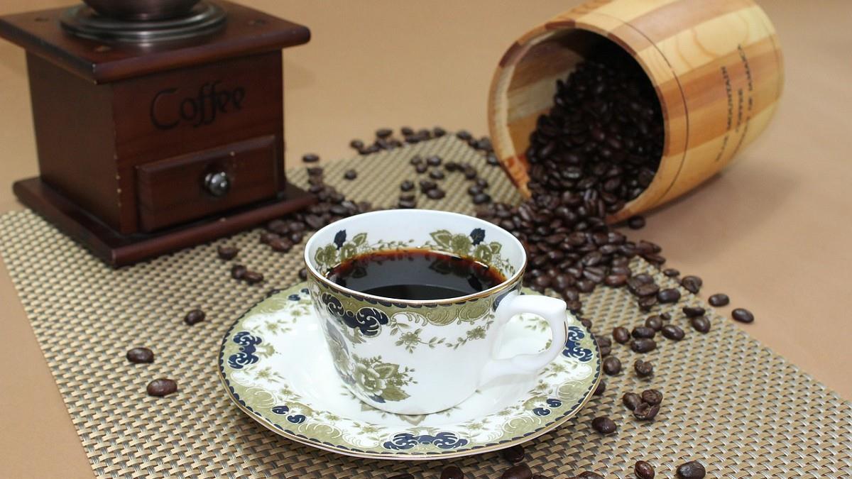 天價咖啡「一杯7540元」 店家揭秘：自己也沒喝過