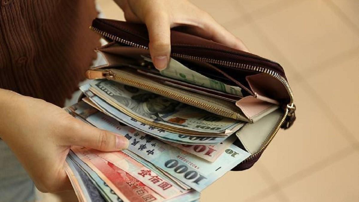 尪月薪30萬不給生活費！人妻「靠爸接濟過活」 網炸鍋：沒孩就工作