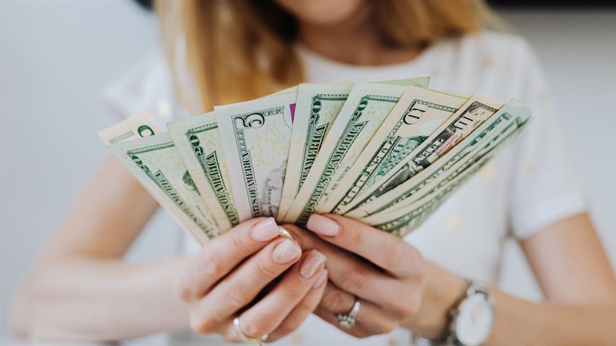 女生收入多少才適合結婚？ 網揭現實關鍵：不是重點