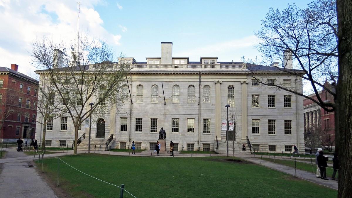 川普下令「哈佛禁收國際生」 6800名外籍生需轉學 校方火大了