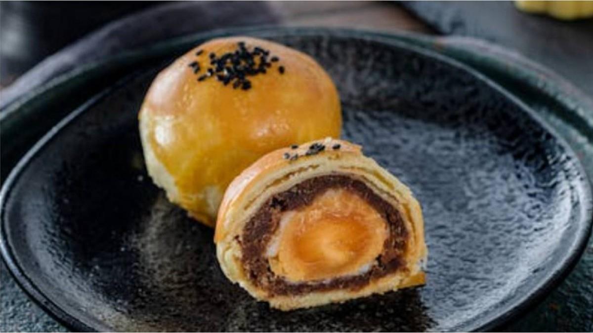 網控「蛋黃酥包小強」！不二糕餅怒提告 結果出爐