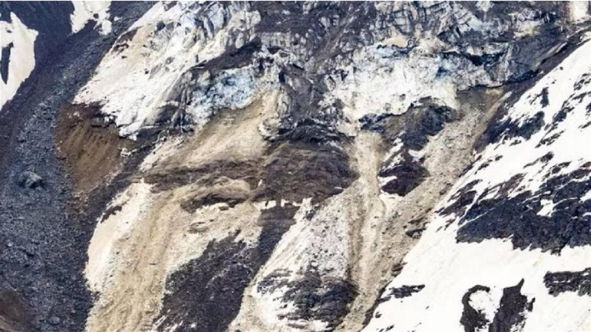 阿爾卑斯冰川「90億噸土石崩塌」當局急撤300居民