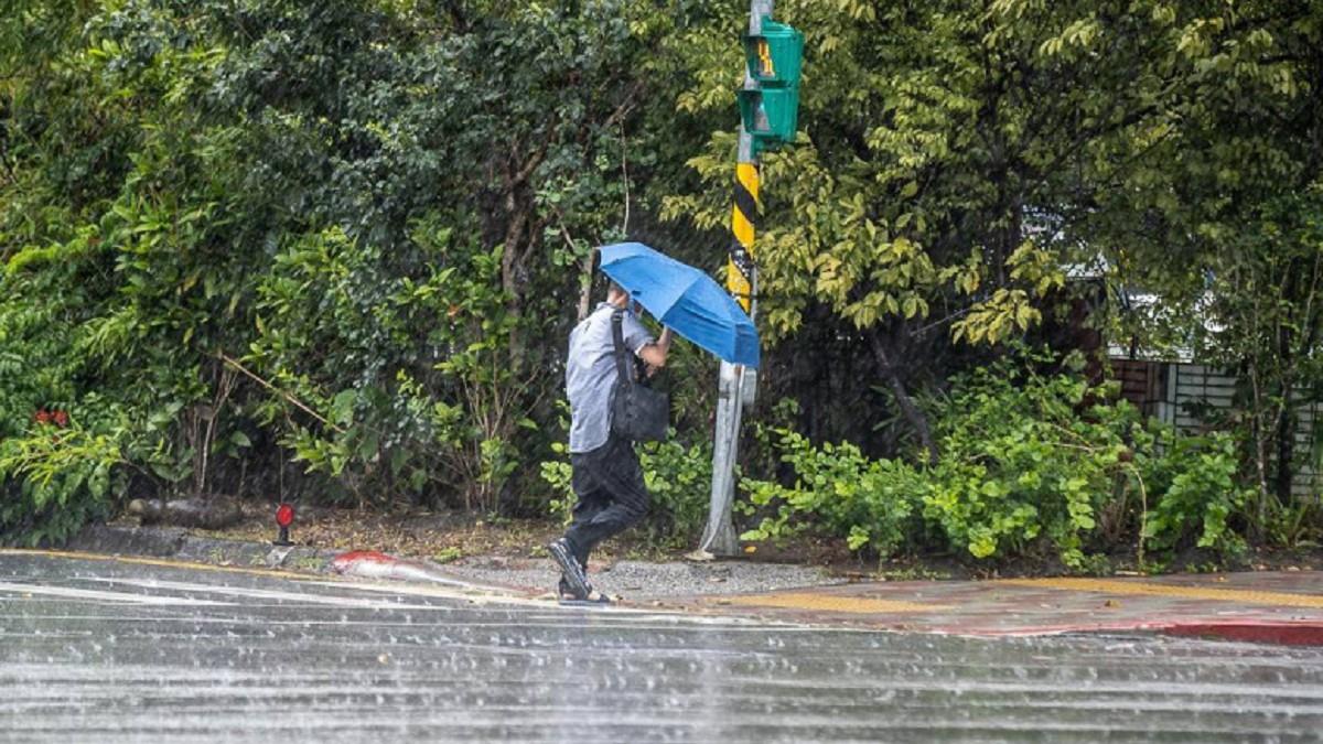 梅雨鋒面來了！全台一片橘「2地紅到發紫」 這天後回穩