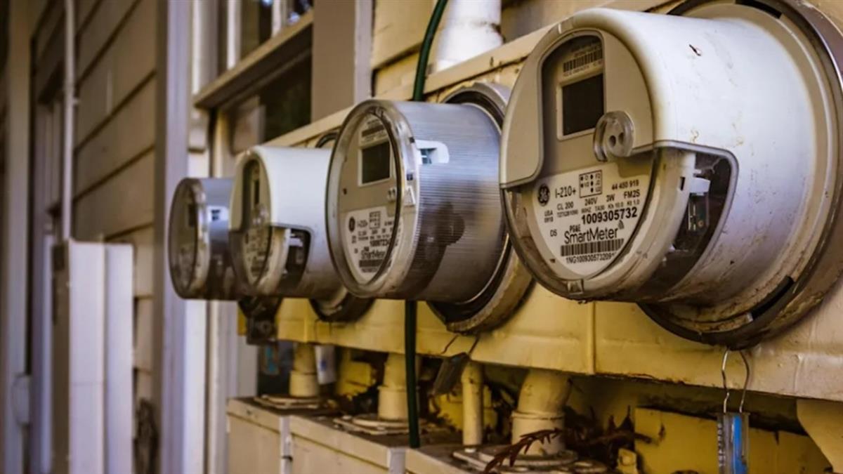 夏季電費爆漲！ 巴國宗教師公開「省電咒文」：月寫2次絕對降