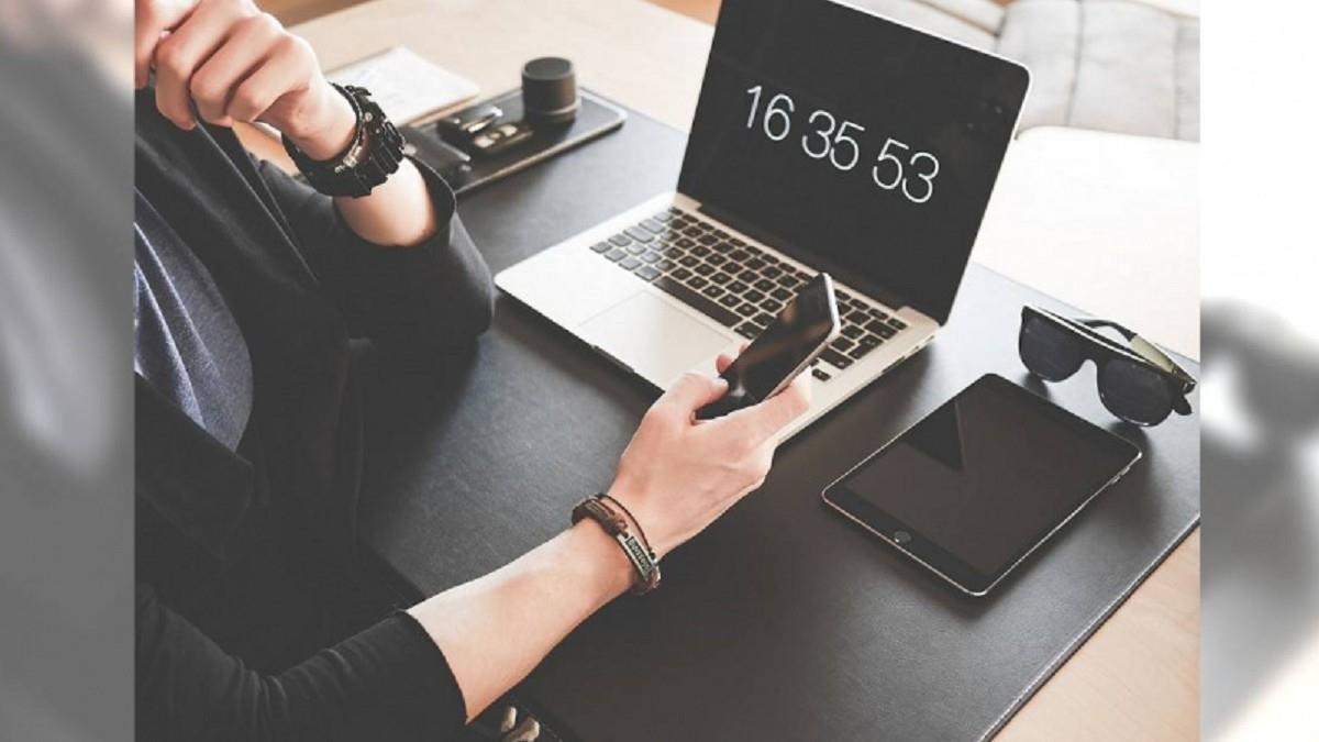 壓線到班遭轟「不社會化」 她不滿：為何提早上班才是對？