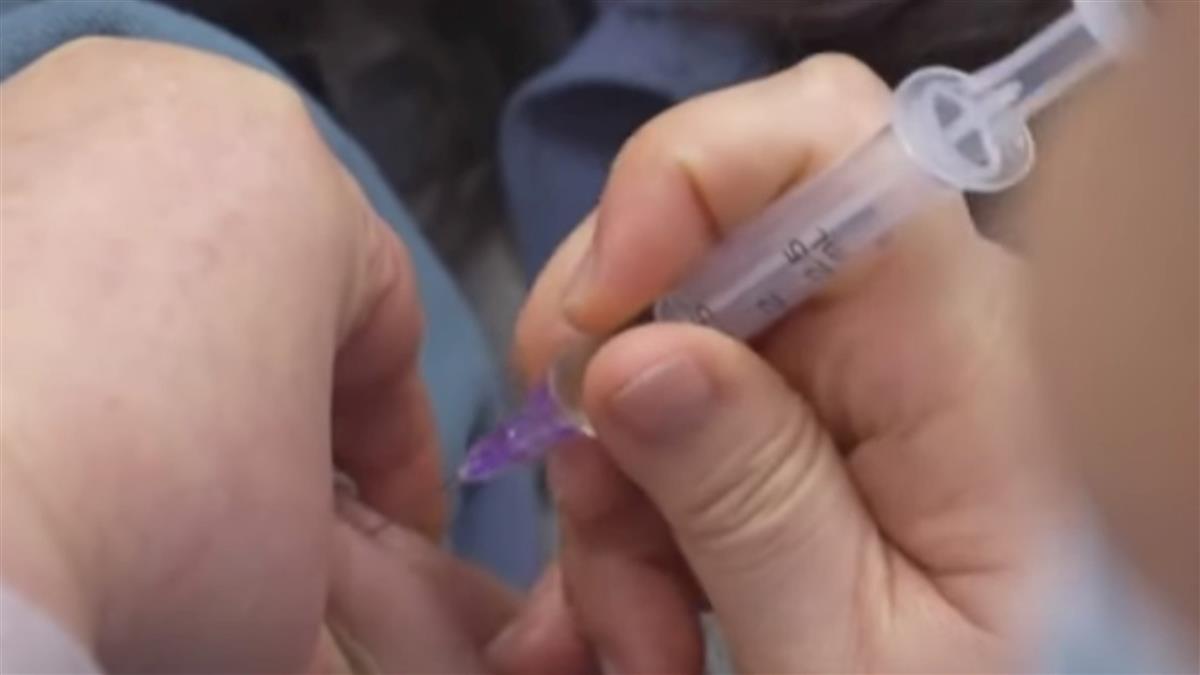 新冠疫苗掀搶打潮！ 醫曝「心臟副作用」：打完胸悶喘2年