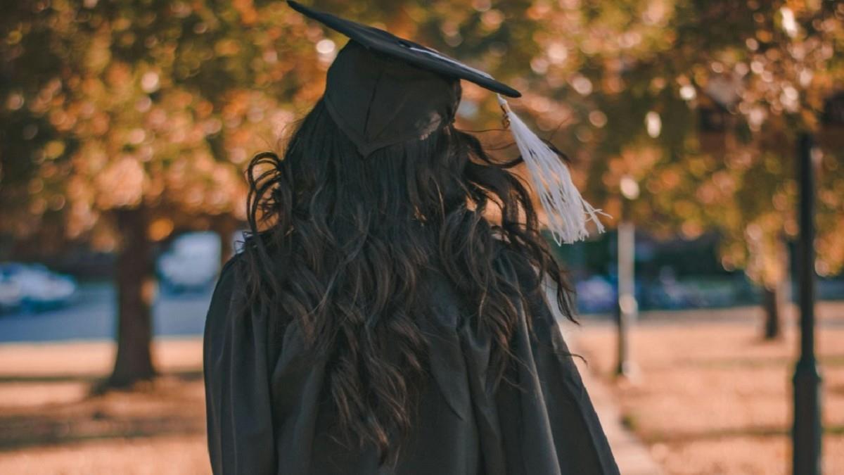 翻轉階級得靠婚姻？ 作家揭數據嘆：讀書難翻身