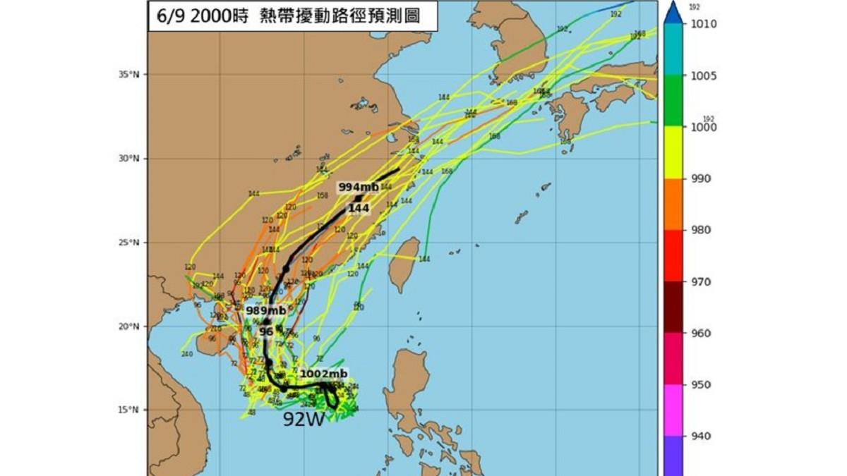 蝴蝶颱風最快明生成！最新路徑曝光 「這4天」豪雨狂炸