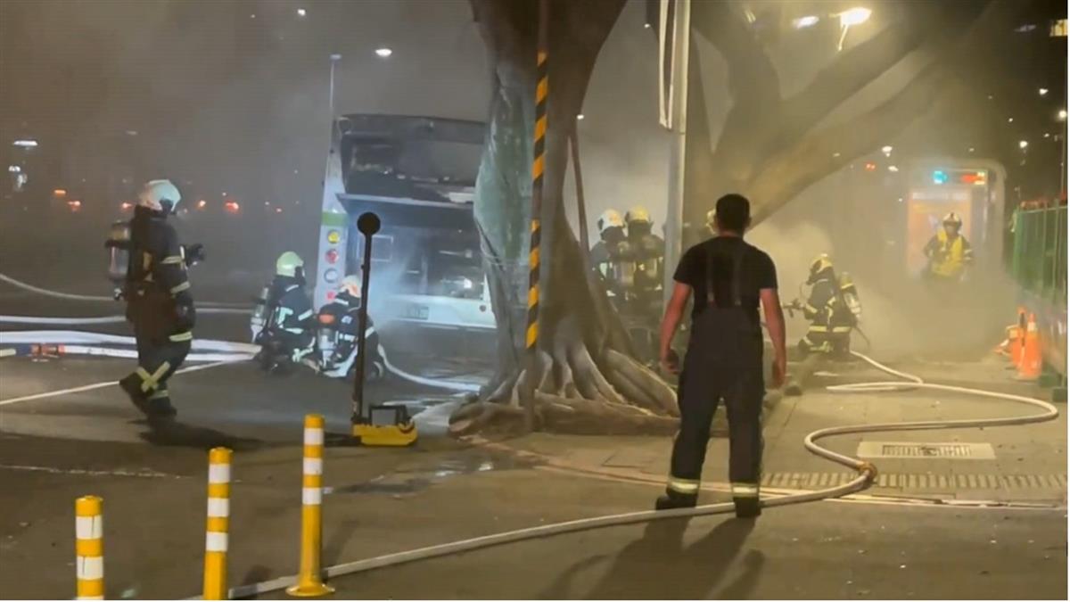 北市262電動公車起火 疑電池故障釀禍？ 華德動能回應了