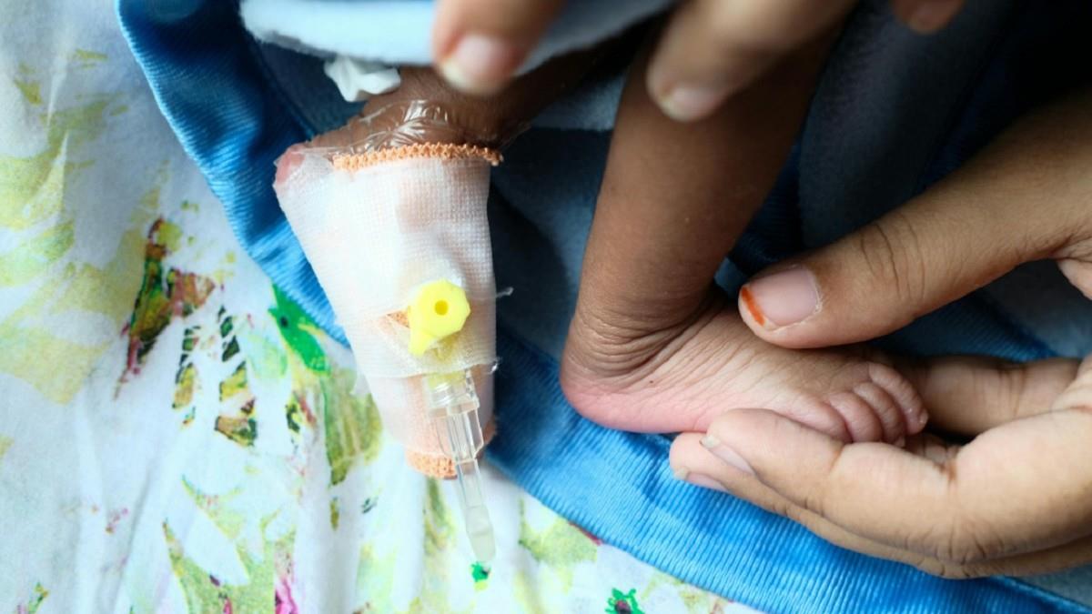 腸病毒已釀5死！男嬰出生3天感染 器官衰竭搶救中