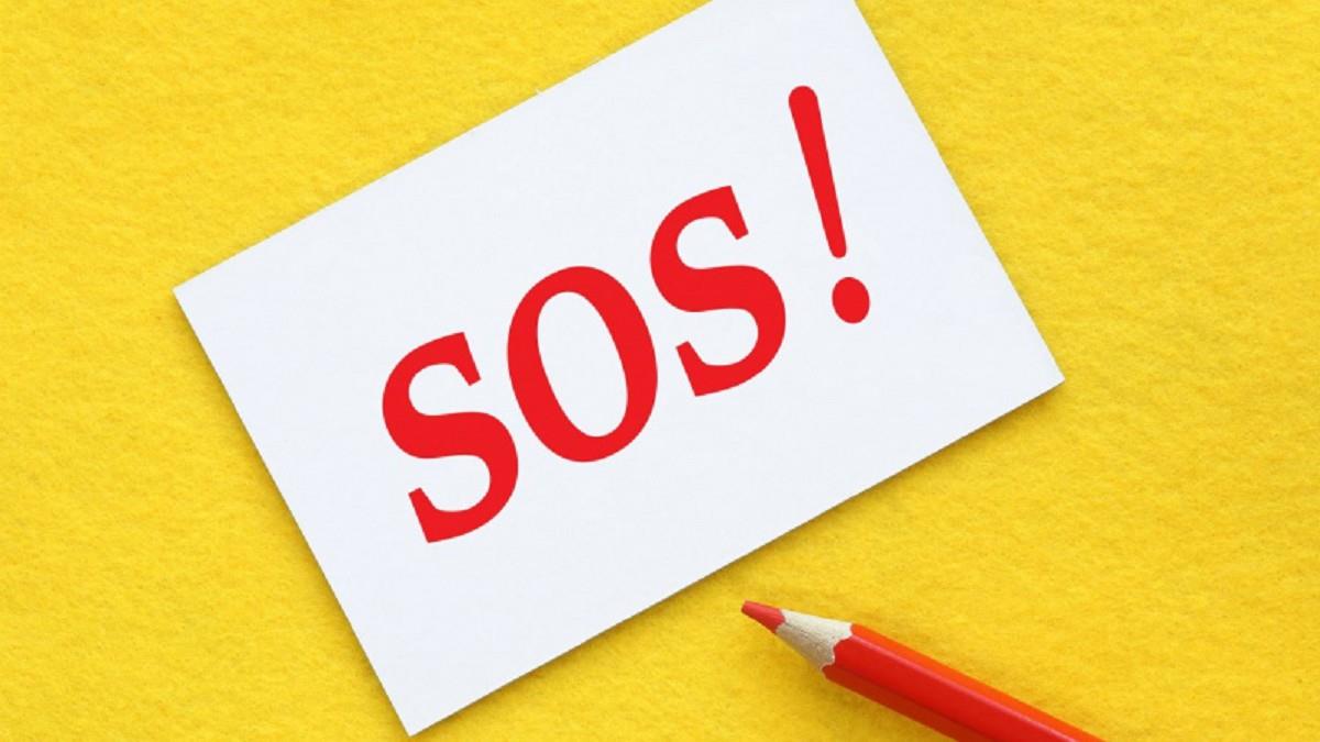 受困自家廚房43小時！ 她破門、爬通風管 拿番茄醬狂寫「SOS」獲救