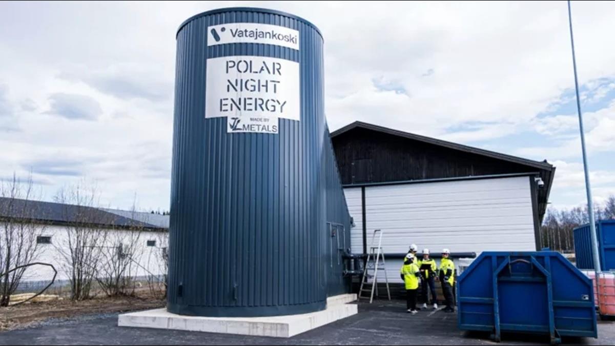 芬蘭打造「沙子電池」！直徑15公尺巨桶 能撐起小鎮一週暖氣需求