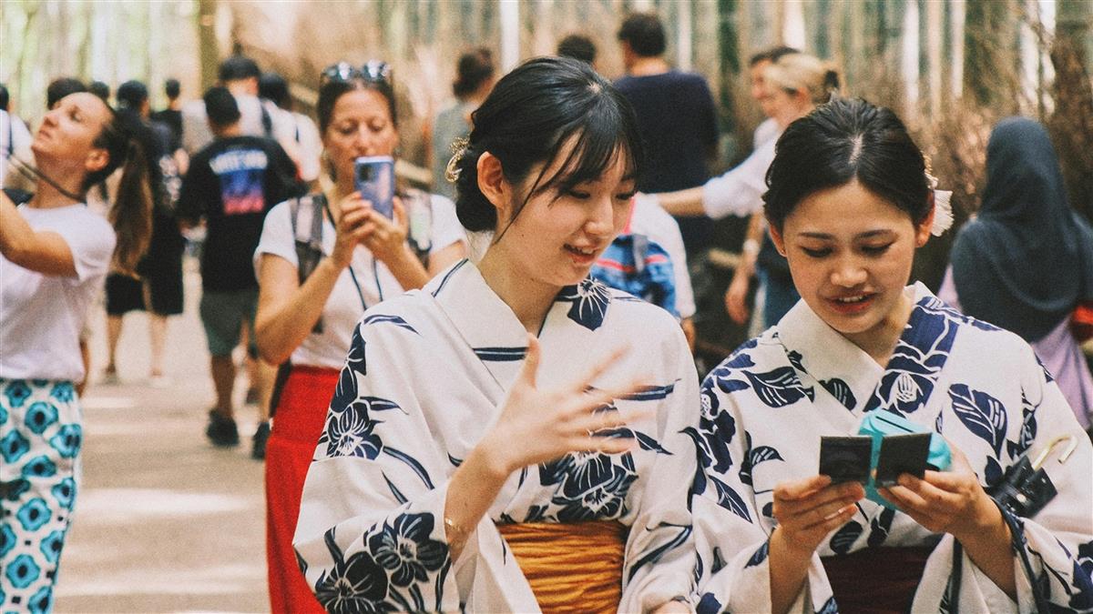 赴日旅遊注意！ 被老太太撞一下「背包秒消失」 一票點頭：太誇張