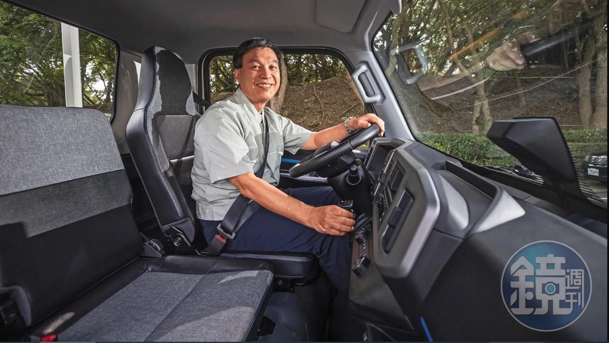 新車開箱「自製率達9成」！ 裕隆攜3大咖拚國車國造