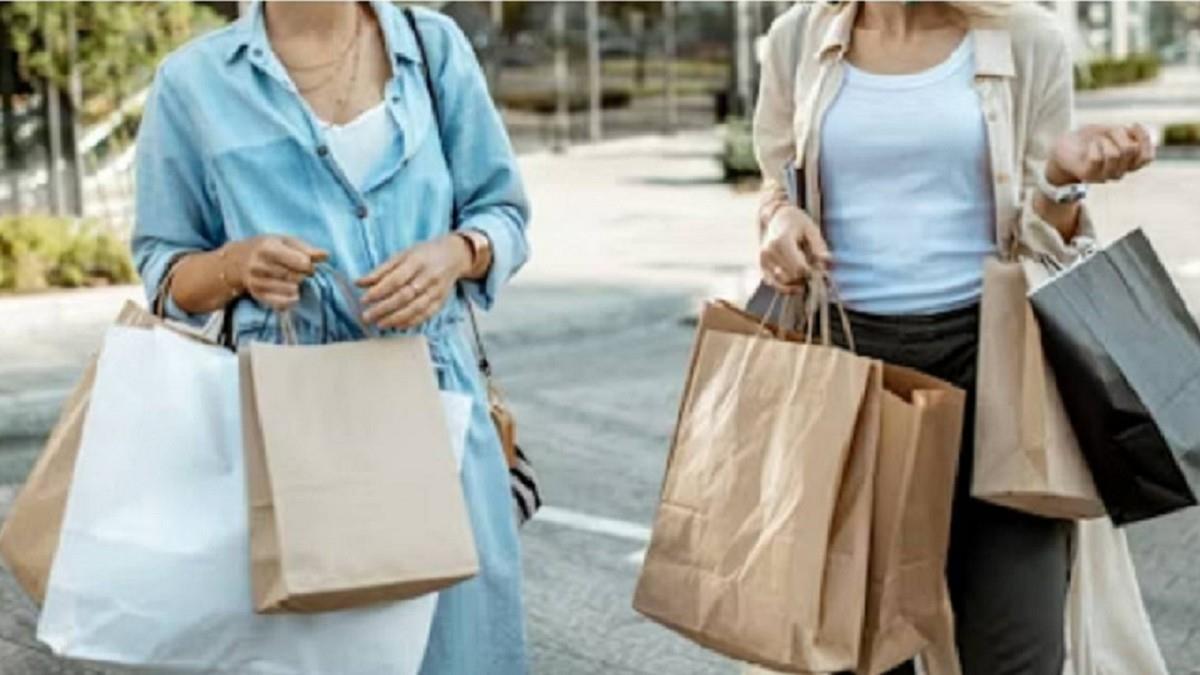 不是鳳梨酥！韓客來台「狂掃2物」 網傻眼：為何買這個？