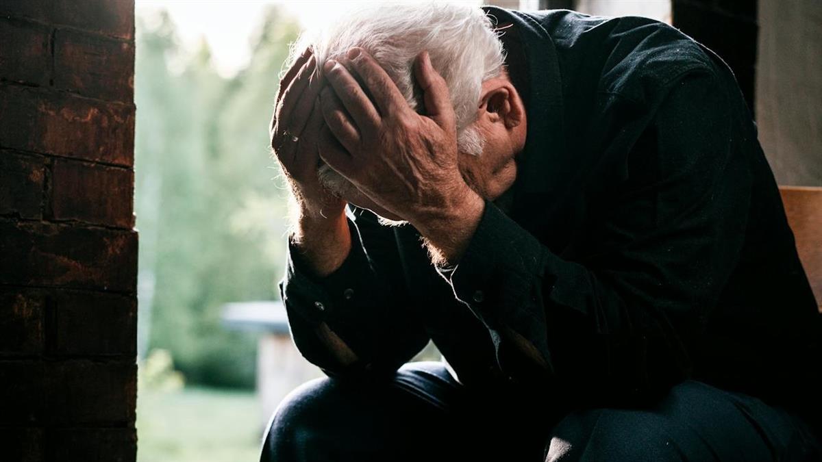 退休校長為圓創業夢「半年燒掉逾半財產」 遭妻毆打兒崩潰