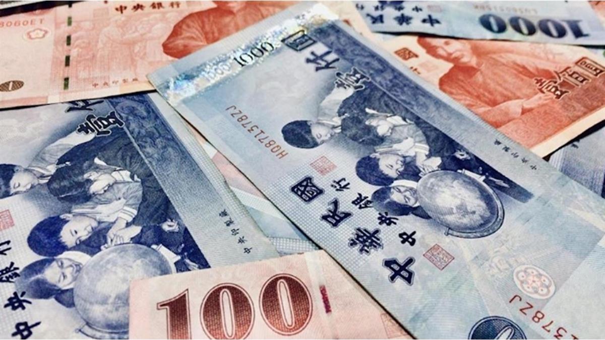 台幣午盤暫收28.98元  專家驚：放棄治療？