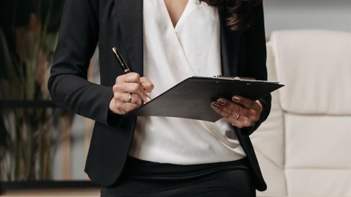 房仲倒店潮要來了？ 業者嘆：從拚成交⭢活到春天