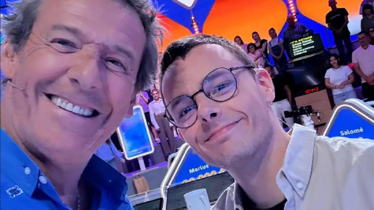 22歲超猛大學生！益智節目連勝646場 抱走「8500萬＋23輛車」