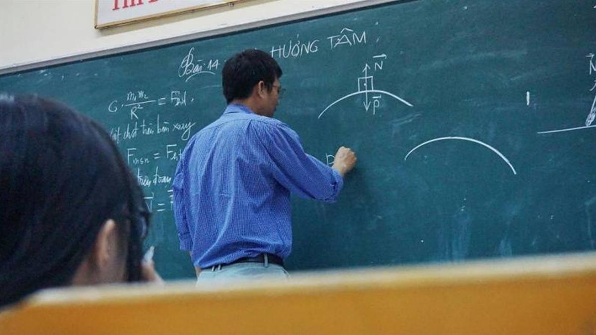 她喊「教師奧客比例高」沒被社會鐵拳教訓過？ 同行坦言：太封閉