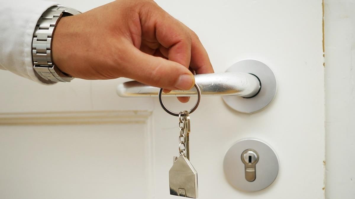 買房還是租房好？ 他推「買南租北」雙軌操作 網搖頭揭致命傷